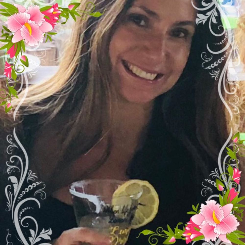Meet your Posher, Leticia